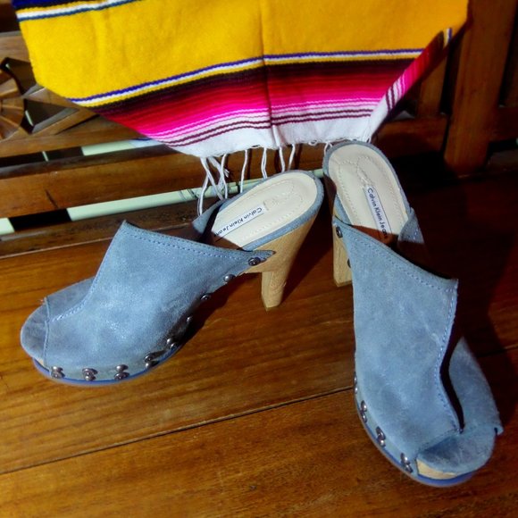 Calvin Klein Blue suede platform heel - Picture 1 of 4